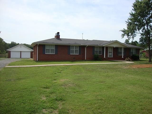 1st image of 1594 Twin Oak Dr