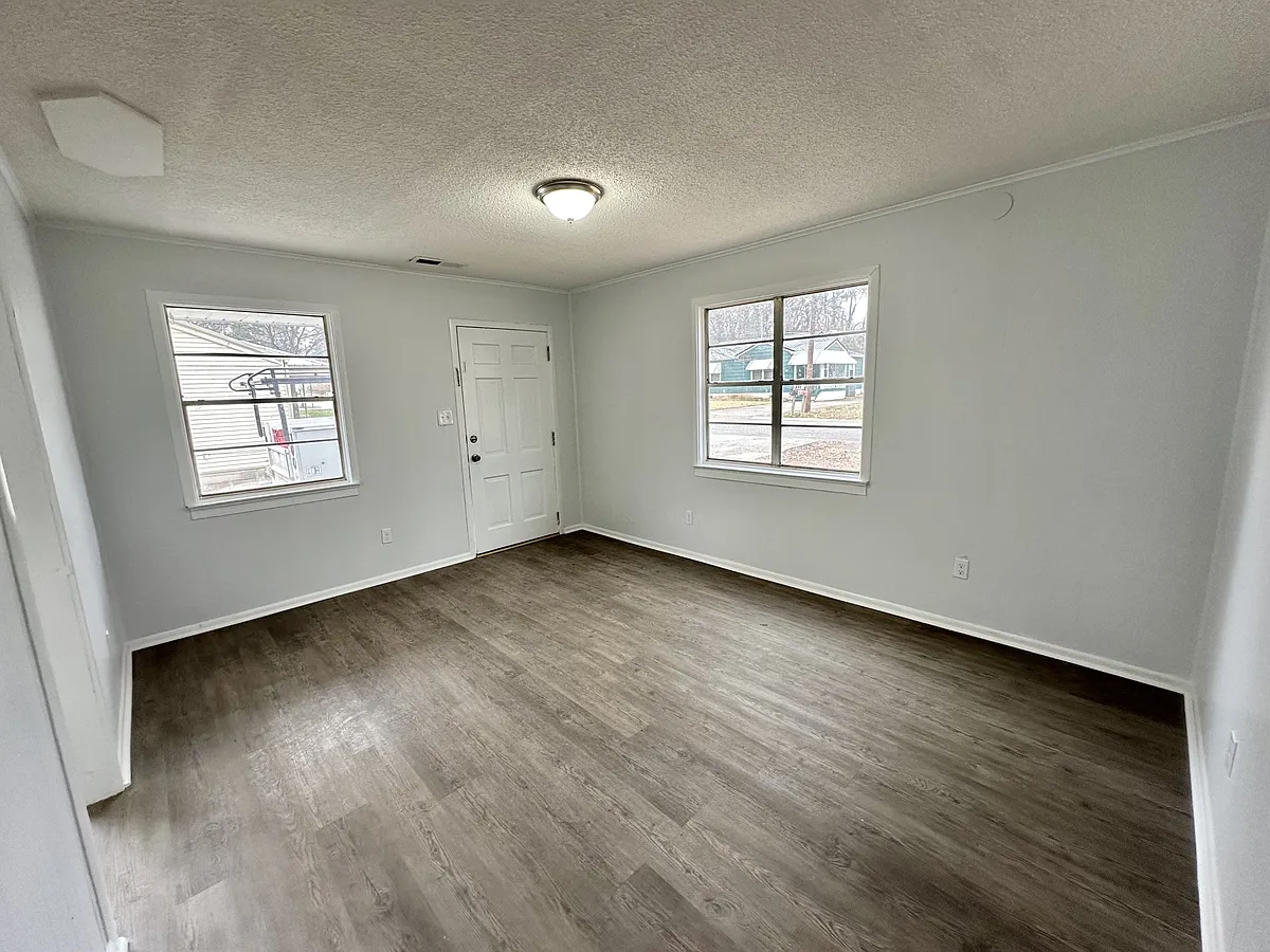 Building Photo - 80 Wilkes Cir