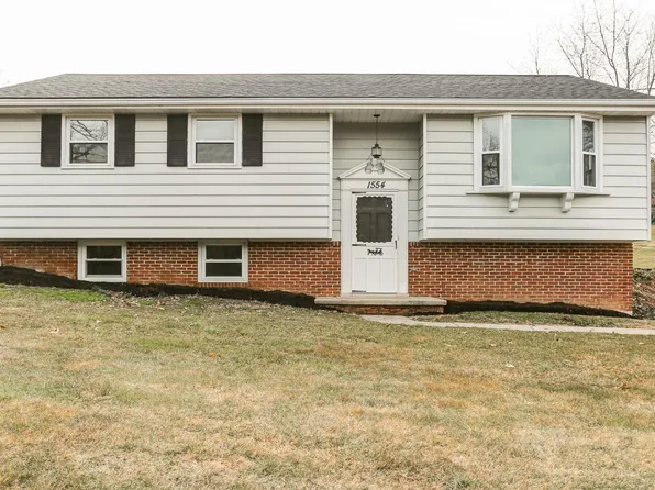 1554 Locust Grove Rd, Manheim, PA 17545