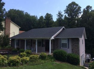 612 Regency Ln, Elizabethton, TN 37643