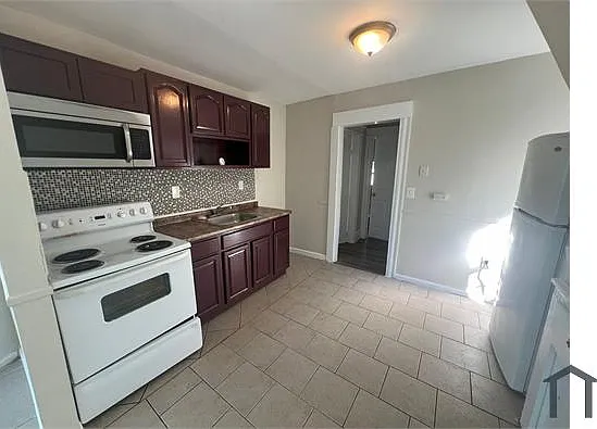 70 Lindsley Ave #3 — Photo 1