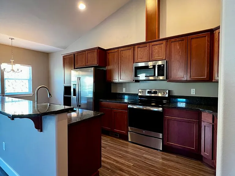 8819 Kail Dr — Photo 7