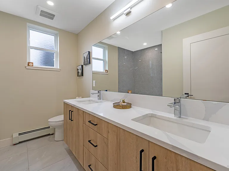 8926 Shepherd Way #UPPER HOUSE — Photo 16