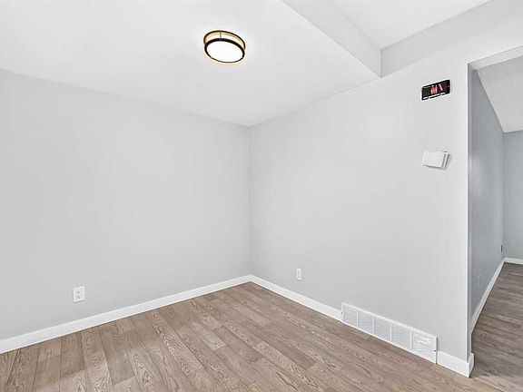 5th image of 3029 N Rundleson Rd NE #11