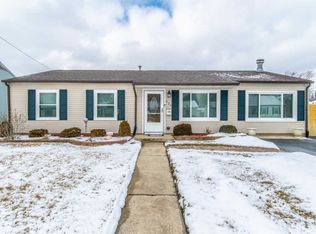 524 Kenyon Ave, Romeoville, IL 60446