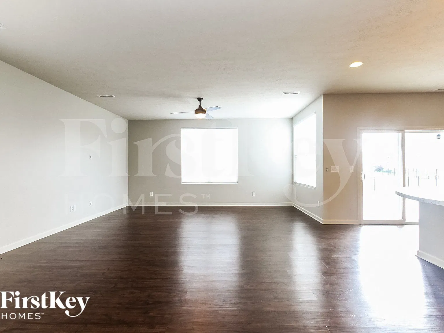 3 bed, 2.5 bath, 2361 sqft, $2,785 — Photo 2