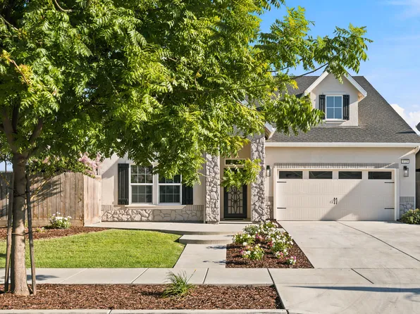 3725 W Clinton Avenue, Visalia, CA 93291