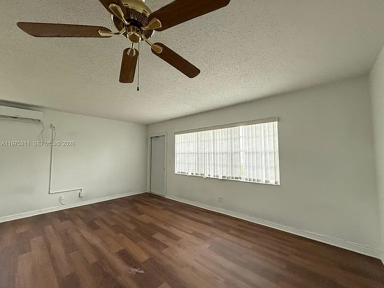 104 E Easthampton E #1 — Photo 6