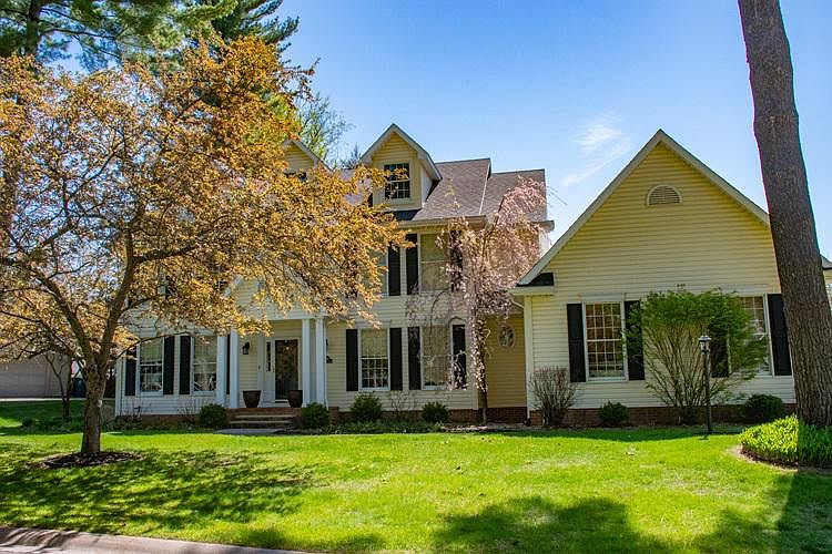 1st image of 52428 Woodington Ct