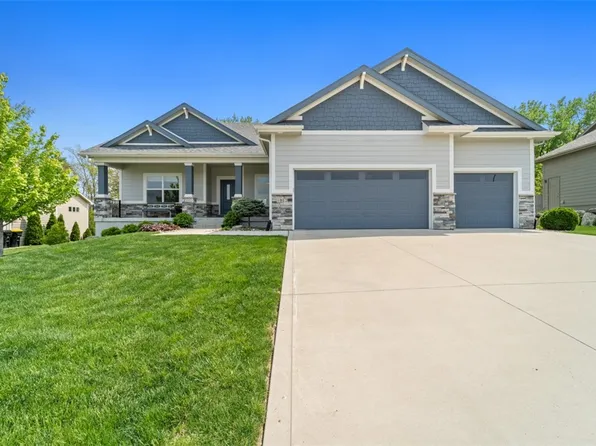 1812 S 14th St, Adel, IA 50003