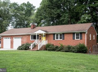 9014 Buckner Rd, Alexandria, VA 22309