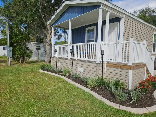 136 Alisa Dr, Sebastian, FL 32958