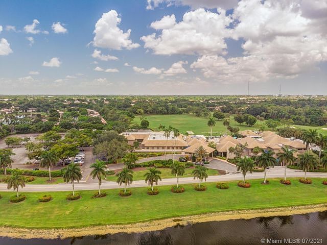 2nd image of 21785 Cypress Dr APT 46A