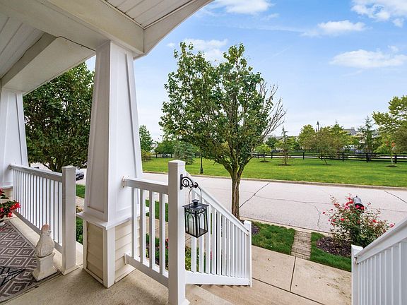 3rd image of 4635 Sahalee Dr