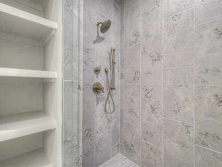 821 Acklen Ave — Photo 13