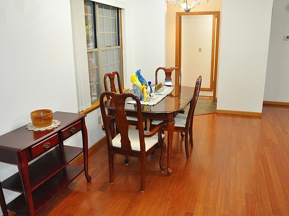 5th image of 1332 Trail Ridge Cir