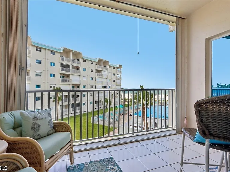 7400 Estero Blvd #315 — Photo 22