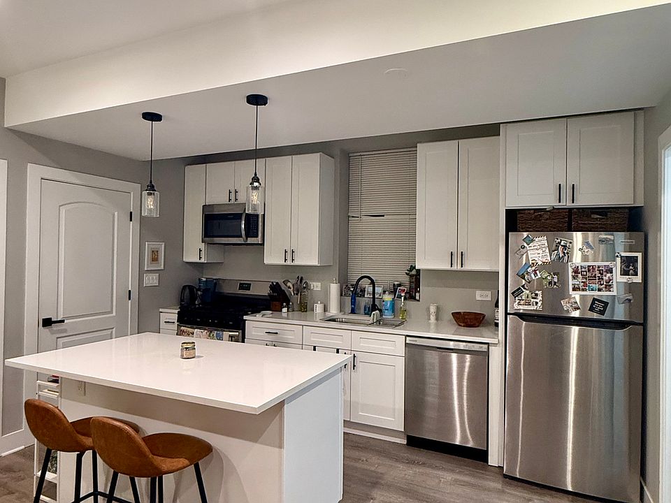 1st image of 1345 N Bosworth Ave #1F