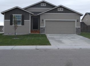 605 SW Lago St, Mountain Home, ID 83647