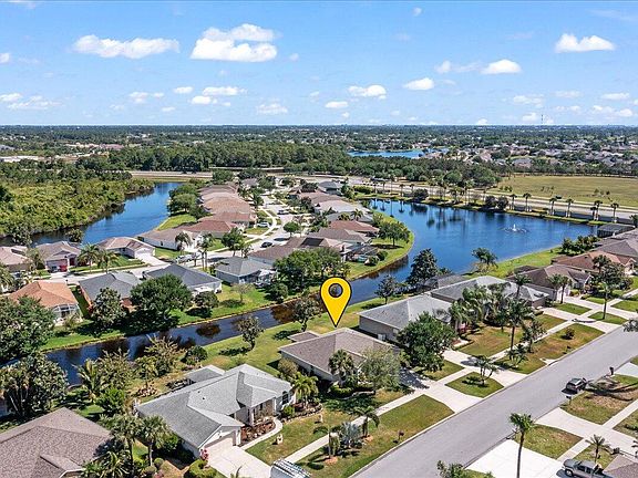 3rd image of 1954 Crane Creek Blvd