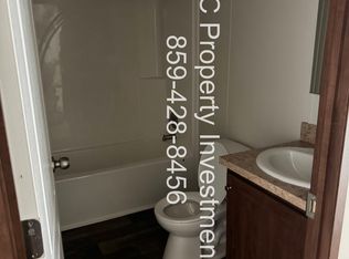 120 Blueberry Ln, Winchester, KY 40391