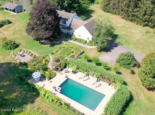 8 Kittle Rd, Hudson, NY 12534