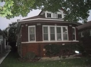 8319 S Dante Ave, Chicago, IL 60619