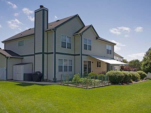 2nd image of 1556 Mission Ct
