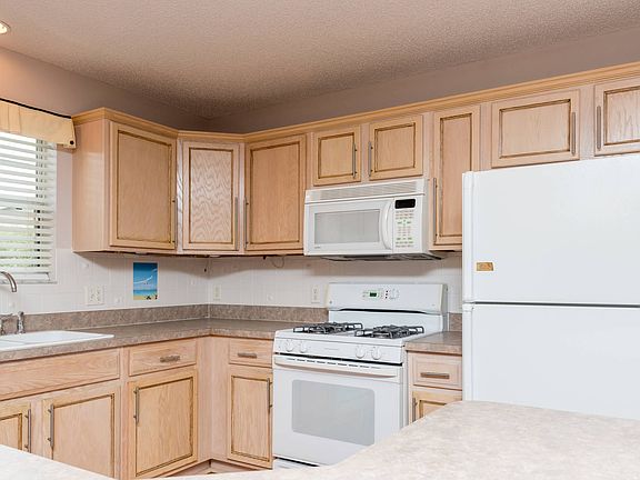 5th image of 9521 SE 168th Elderberry Pl