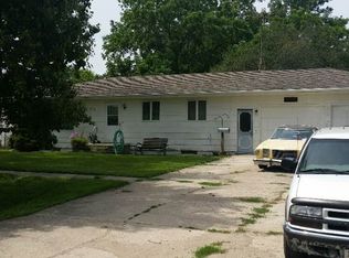 315 Cedar St, Belden, NE 68717