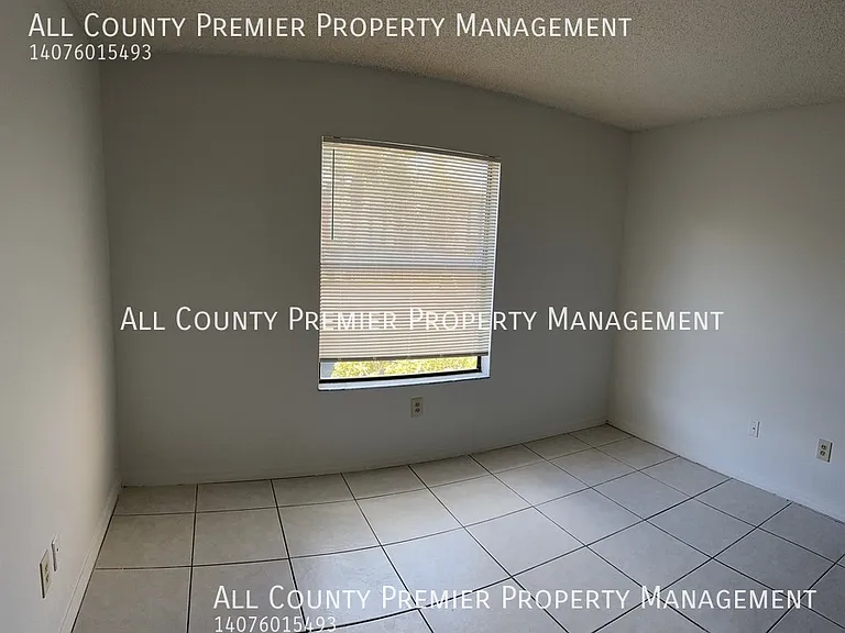 2021 Caribbean Dr S — Photo 5