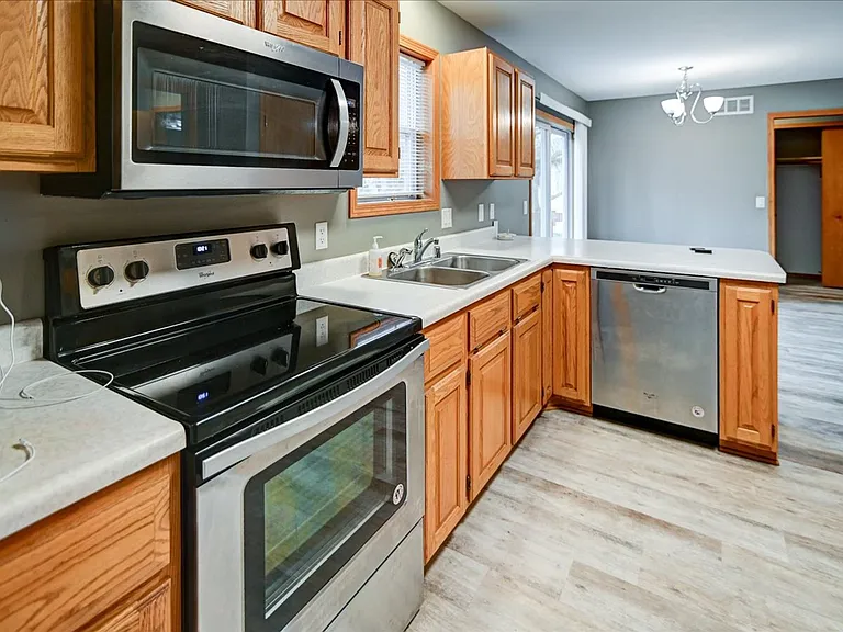 400 Muirfield Ct — Photo 10