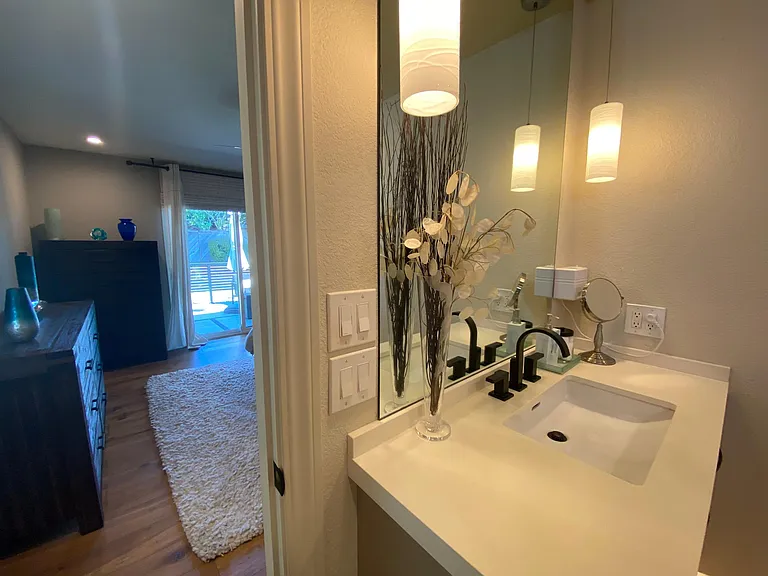 208 Vista Ct #208 — Photo 17