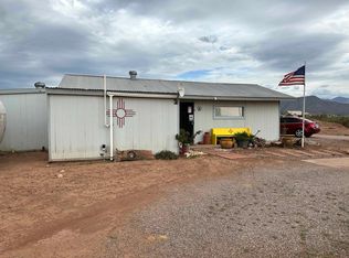 21 Holiday Ln, La Luz, NM 88337