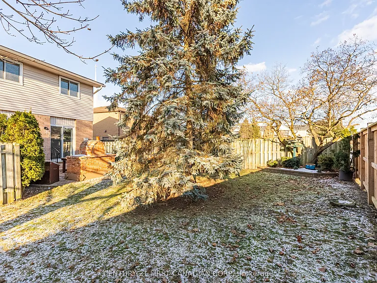 160 Conway Dr #7 — Photo 36