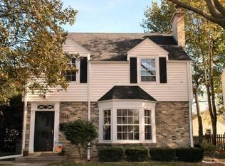 5226 N Shoreland Ave, Whitefish Bay, WI 53217