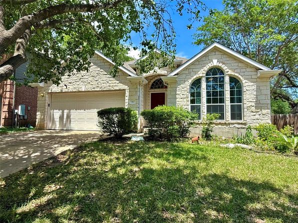 312 Middle Ground Cv