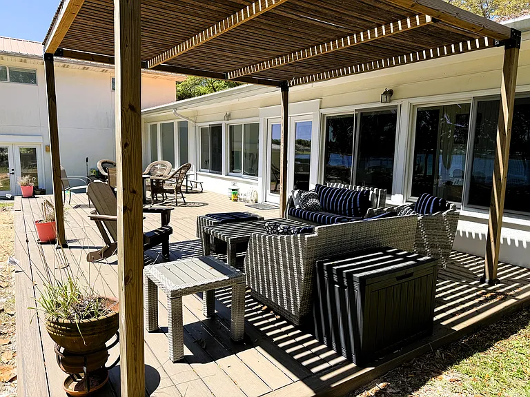 533 Pocahontas Dr — Photo 4