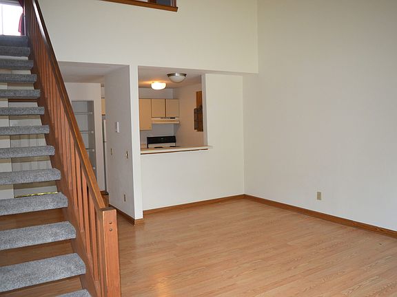 3rd image of 1002 N Sunnyvale Ln Unit G