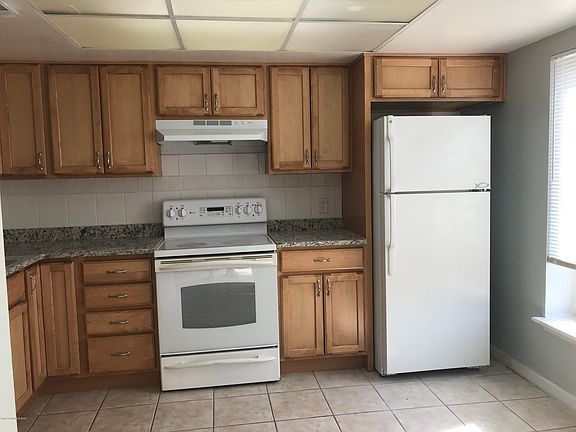 5th image of 1515 Huntington Ln APT 714