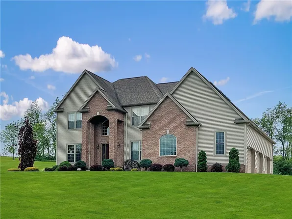 140 Skyview Dr, New Castle, PA 16102