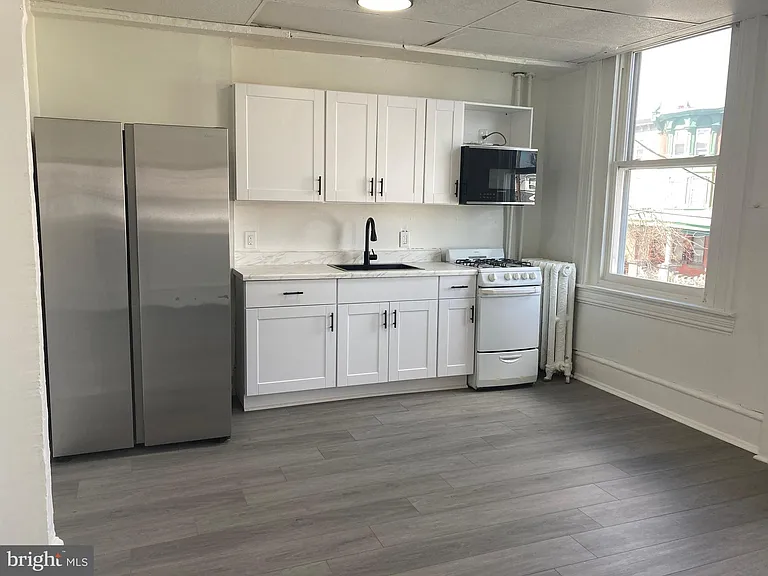 1682 Harrison St #3 — Photo 1