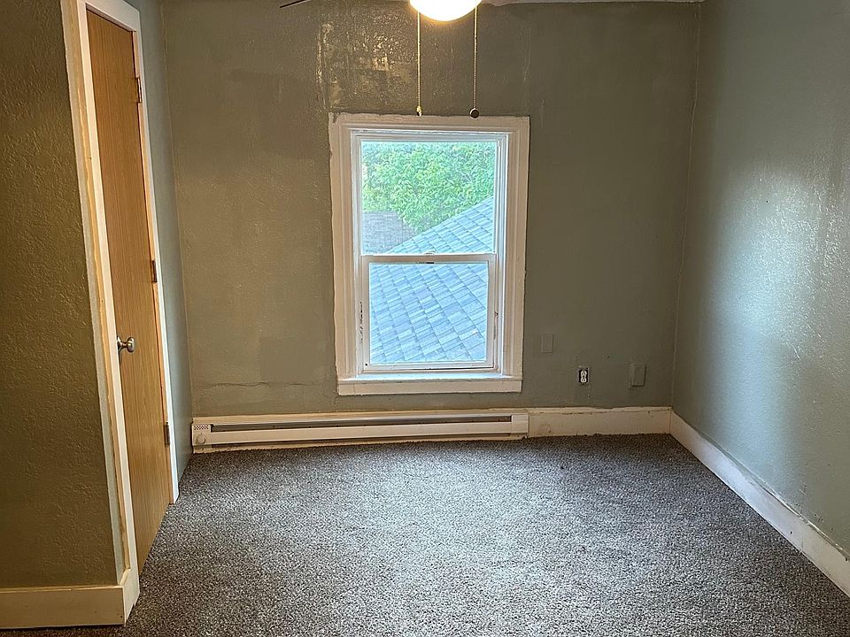 2nd image of 503 6th Ave Unit B