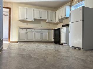 7942 E 500n Rd #4, Saint Anne, IL 60964