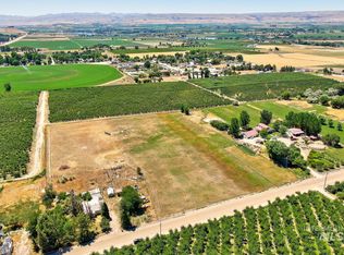 20165 Pear Ln, Caldwell, ID 83607