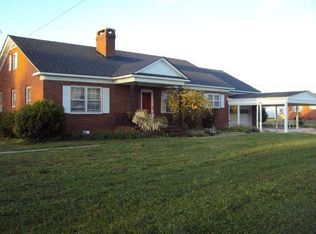 841 N Church St, Mount Olive, NC 28365