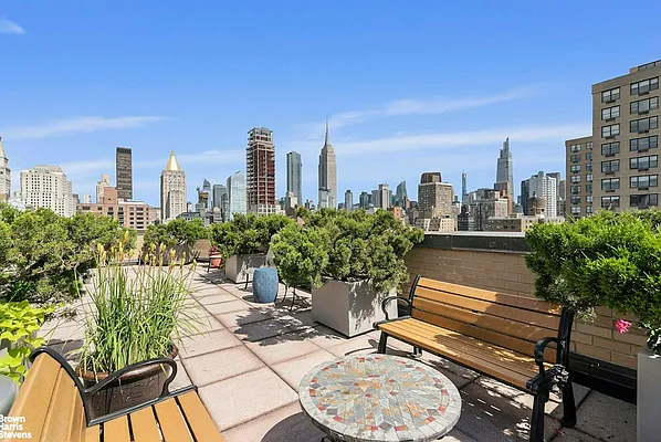 Rented by Brown Harris Stevens | media 7