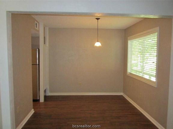 4th image of 1214 Holik Dr