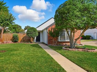 982 Mapleleaf Ln, Coppell, TX 75019