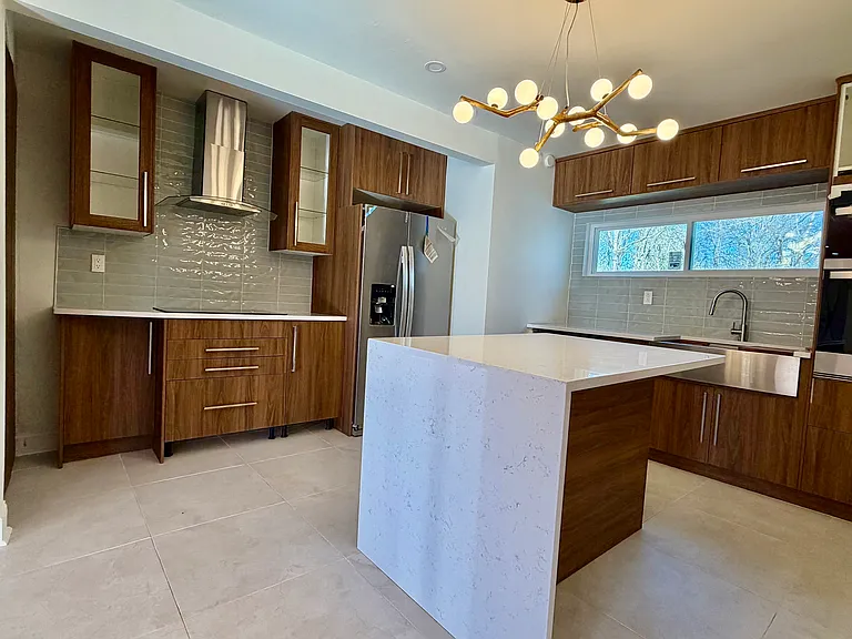 1038 Davis Rd — Photo 5